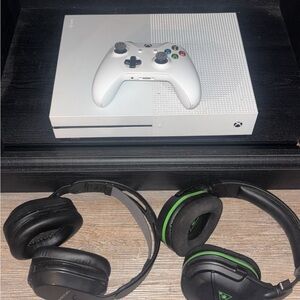 Xbox One S Bundle